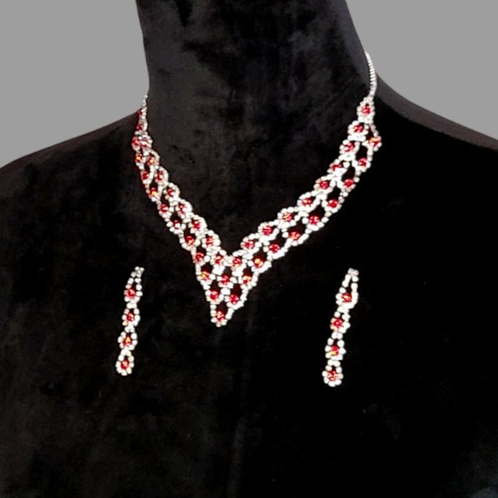 Ruby Accent Choker Set